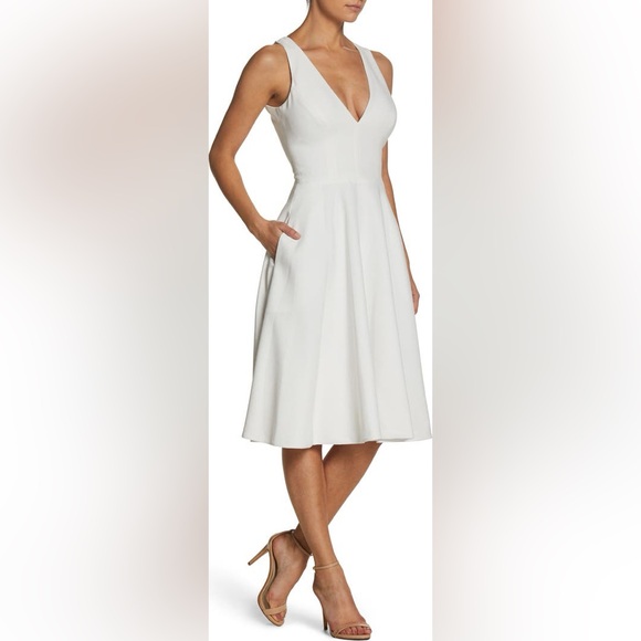 Dress the Population White Catalina Fit & Flare Cocktail Dress Size Small  Womens